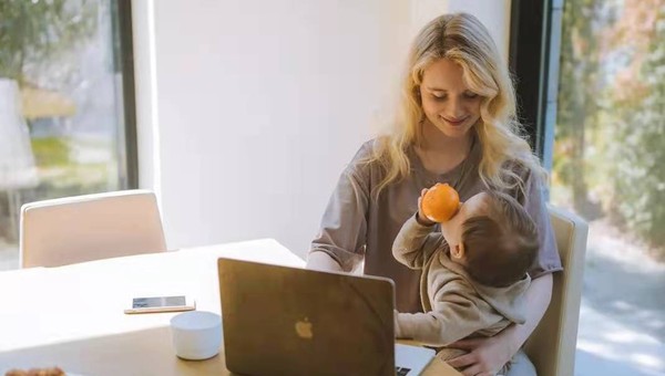 为人父母后，时间都去哪儿了？