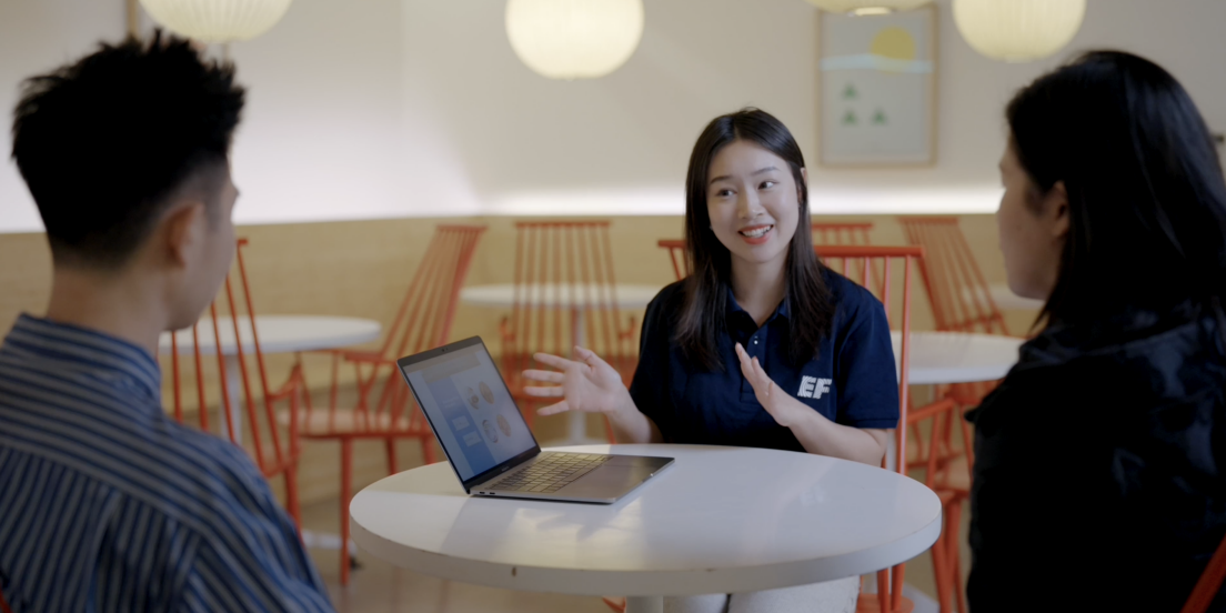 出国旅行住酒店，别再只会说Hello！这些实用英语让你秒变出行达人！